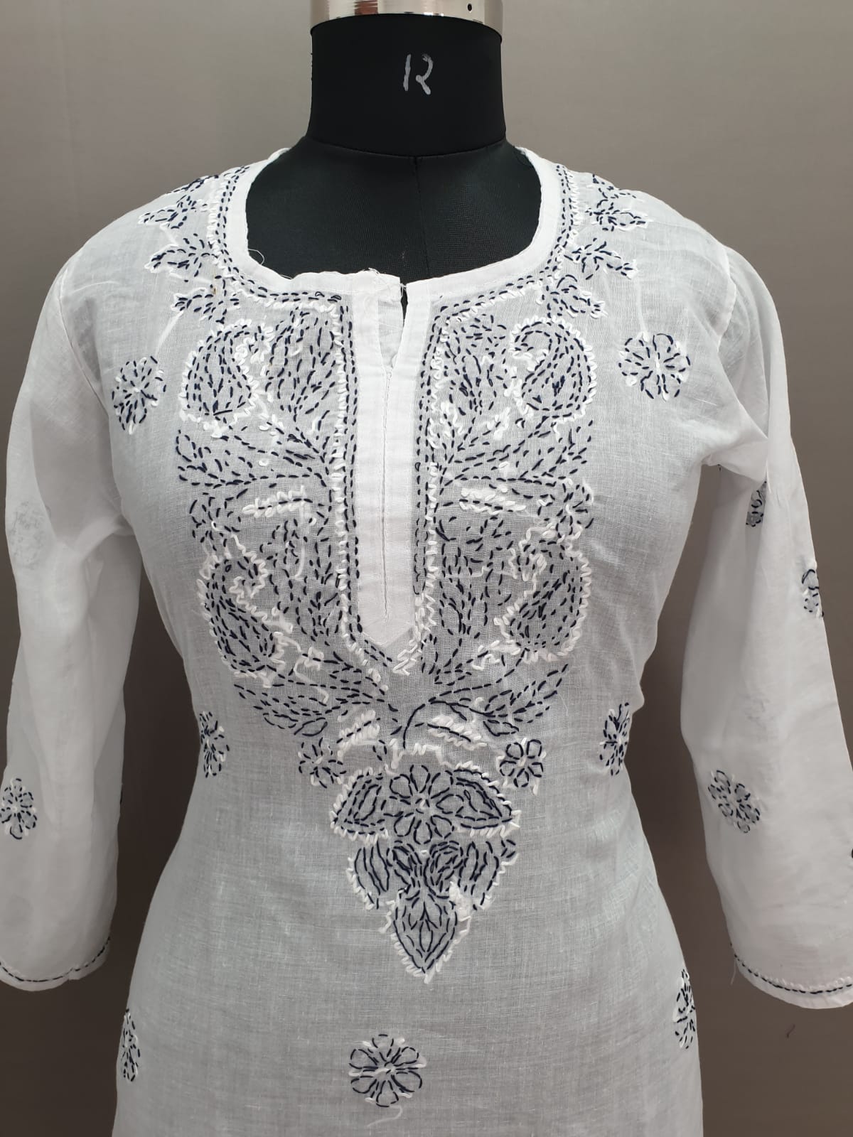 CHIKANKARI KURTI