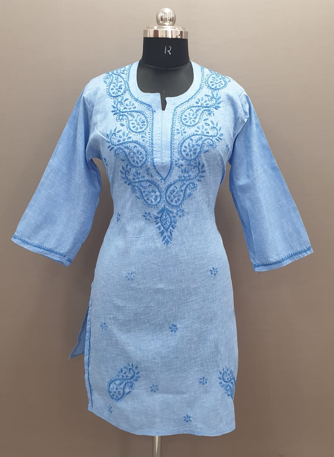 CHIKANKARI KURTI